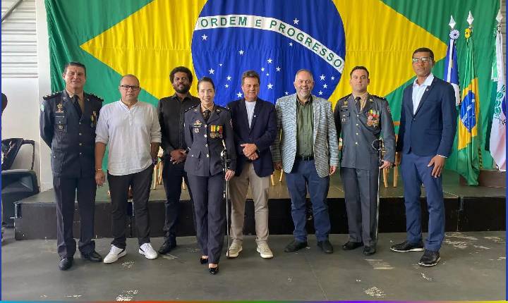 Guarapuava realiza solenidade de passagem de comando do Corpo de Bombeiros