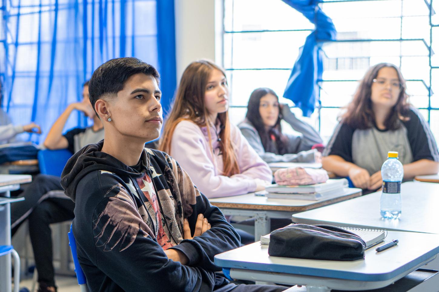 Prazo de rematrículas da rede está aberto; sistema também é usado por escolas municipais