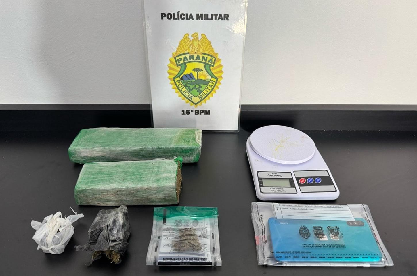 Polícia encontra mais de um quilo de maconha escondido em forro de casa em Pinhão