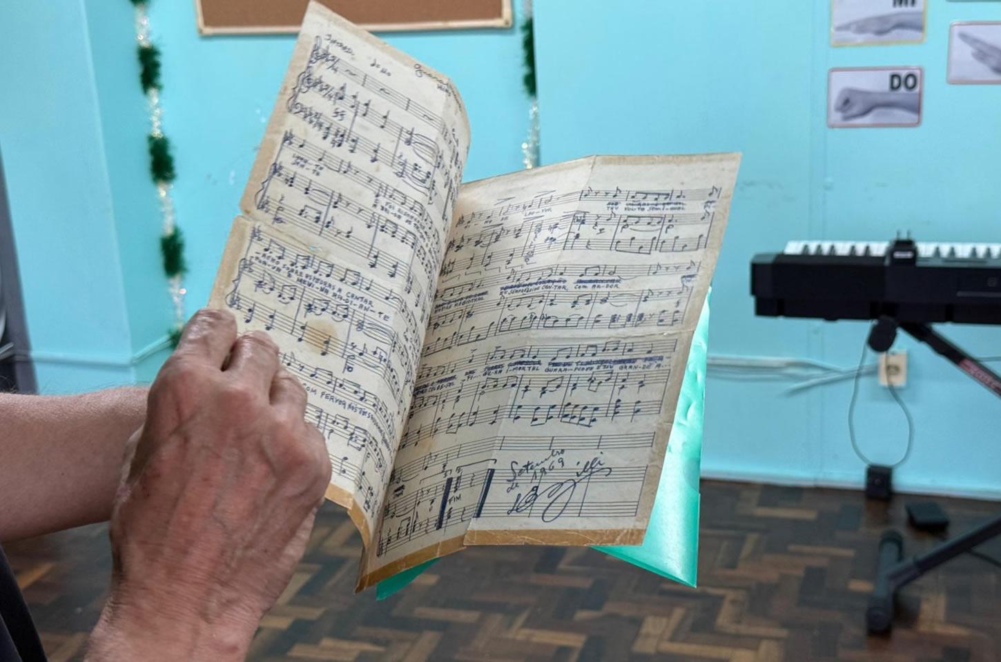 Partitura original do Hino de Guarapuava é entregue ao município e será exposta no Museu Visconde de Guarapuava