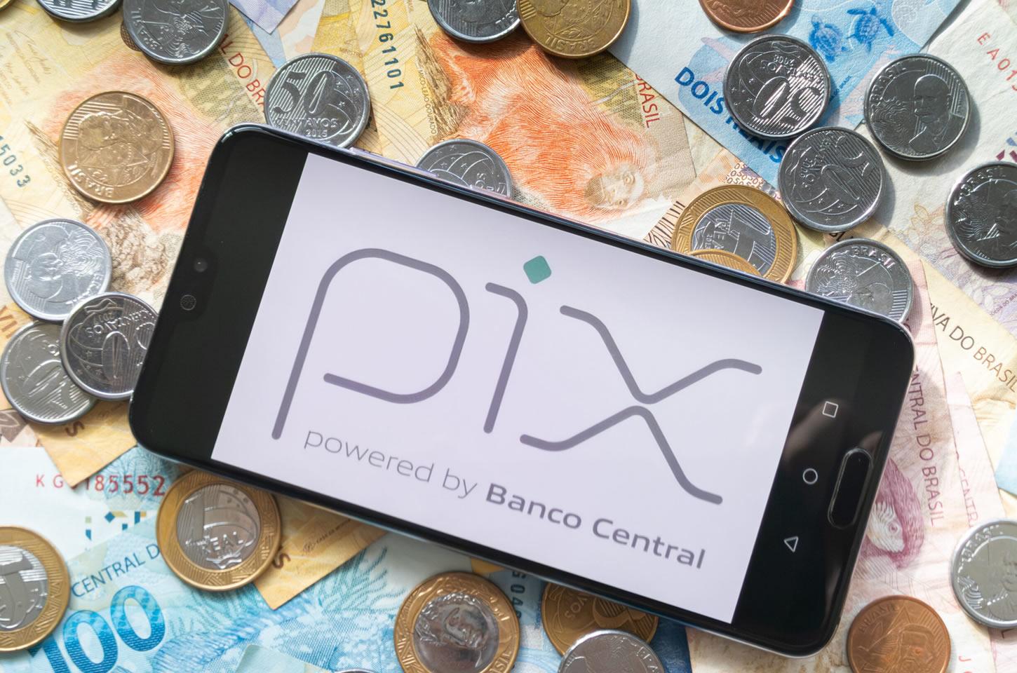 Golpista usa comprovante de PIX falso para fazer compras em Guarapuava