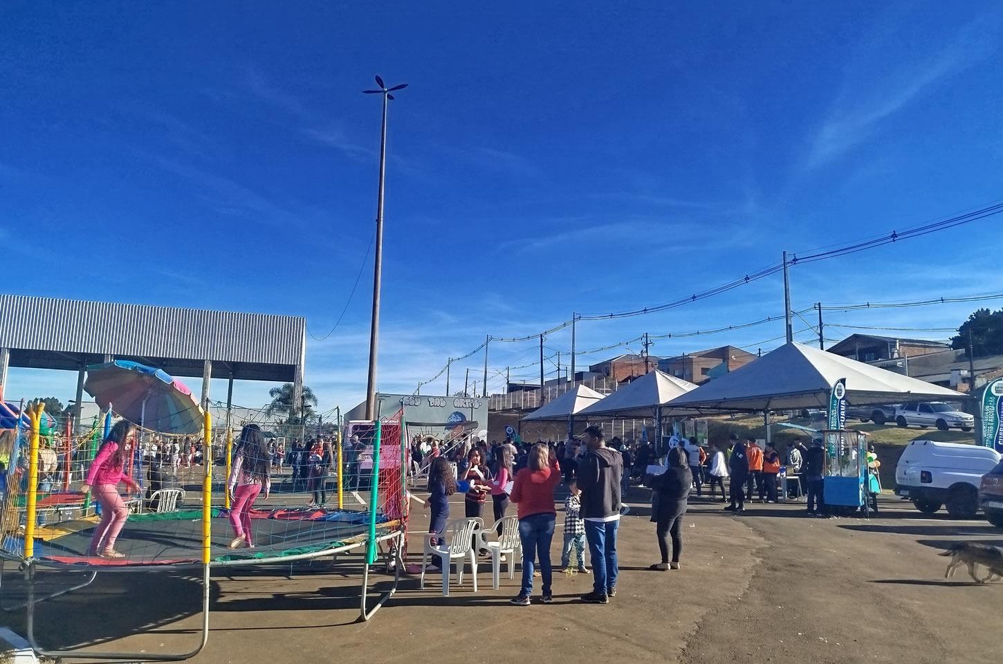 Meu Bairro Mais Feliz transforma tarde de sábado no Jardim das Américas e Paz e Bem