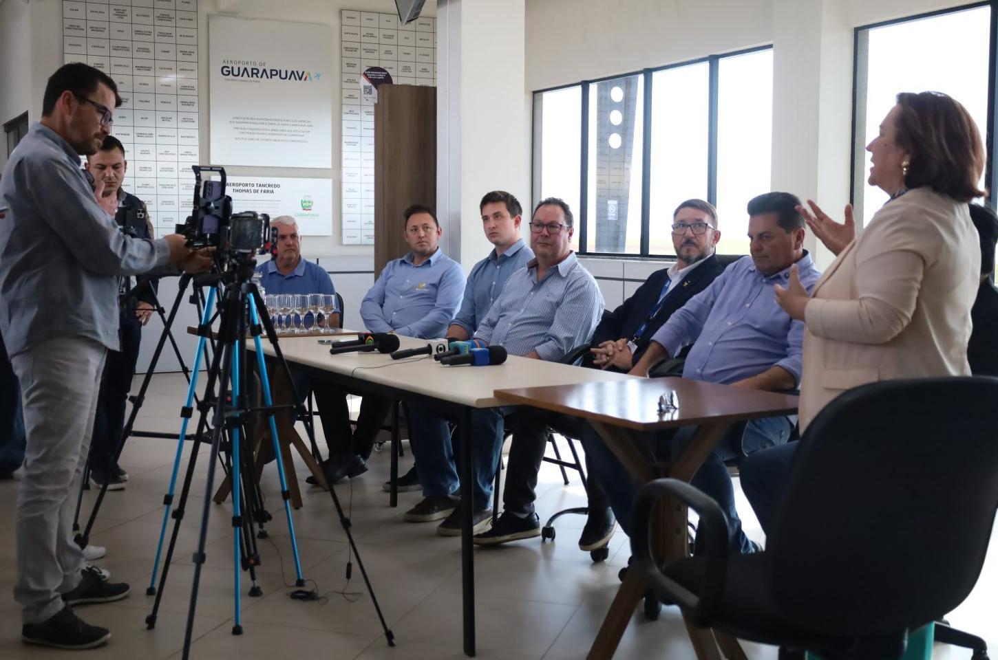 Em coletiva de imprensa autoridades apresentam projetos do Aeroporto de Guarapuava
