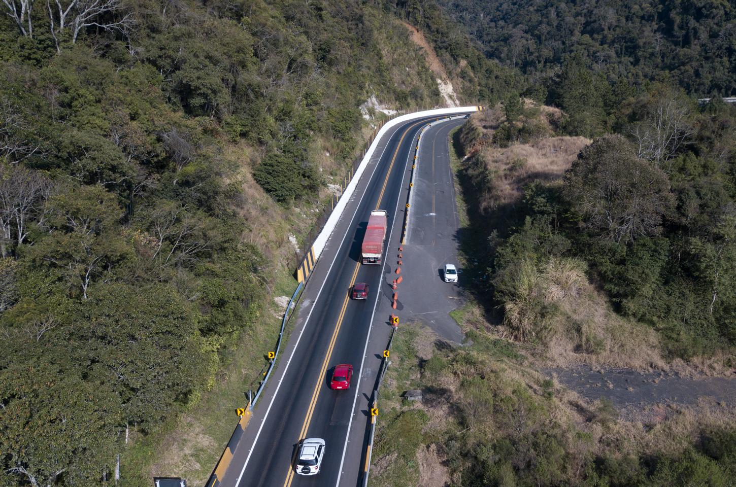 EPR Iguaçu conclui melhorias emergenciais na Serra da Esperança, promovendo segurança viária e fluidez