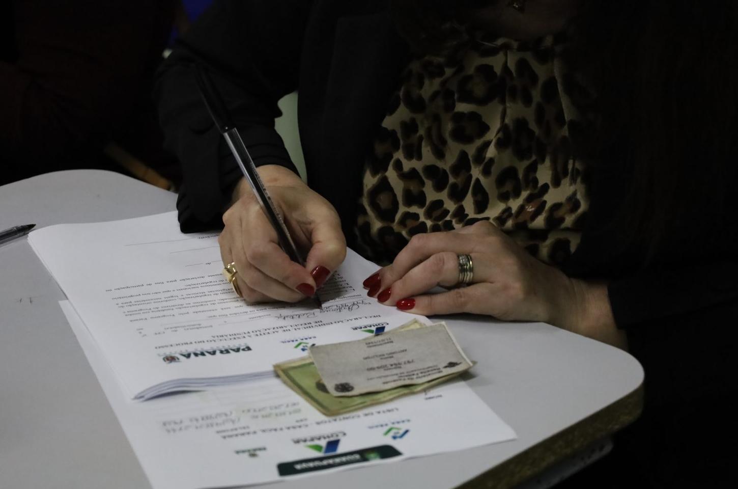 Prefeitura de Guarapuava da início ao processo de regularização fundiária do Núcleo Paz e Bem