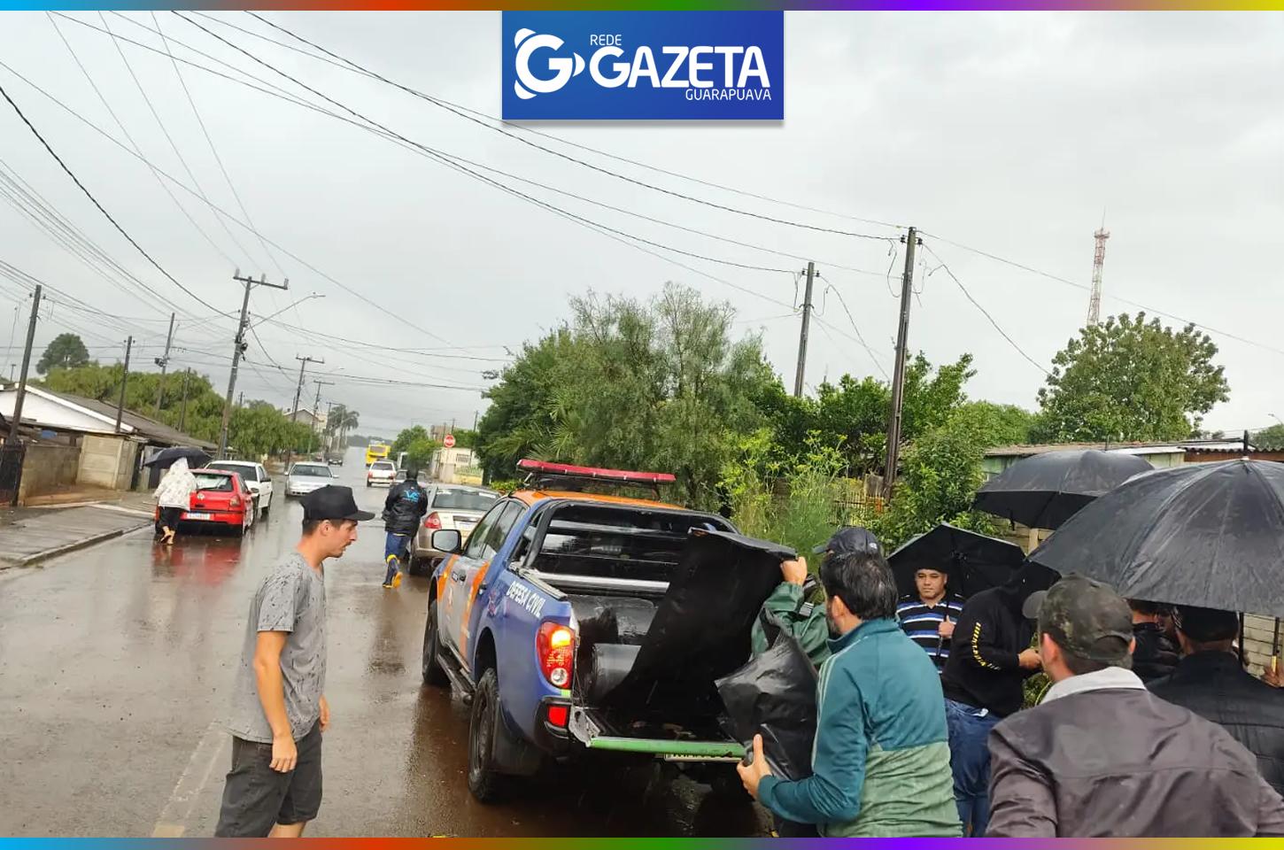 Após chuva de granizo deste domingo, Prefeitura de Guarapuava mobiliza equipes