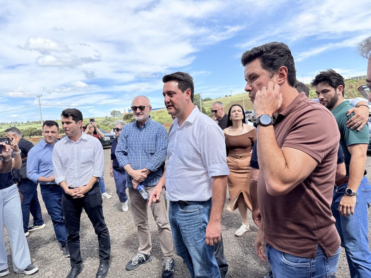 Guarapuava entrega projeto de ampliação do Aeroporto ao governador Ratinho Junior