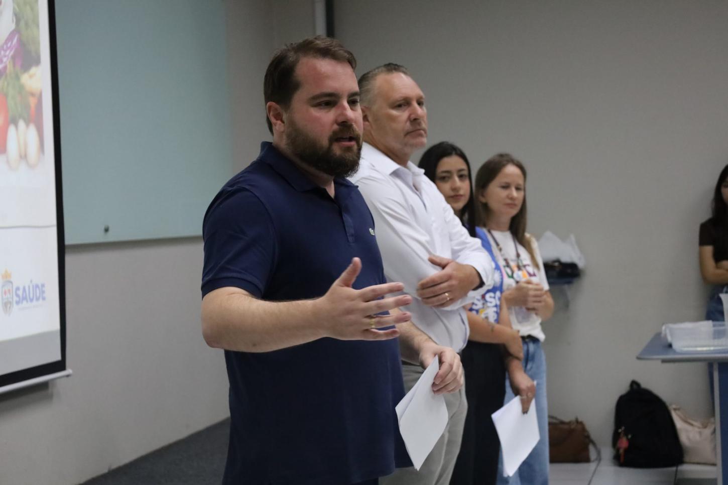 Capacitação reforça segurança alimentar para trabalhadores do setor em Guarapuava