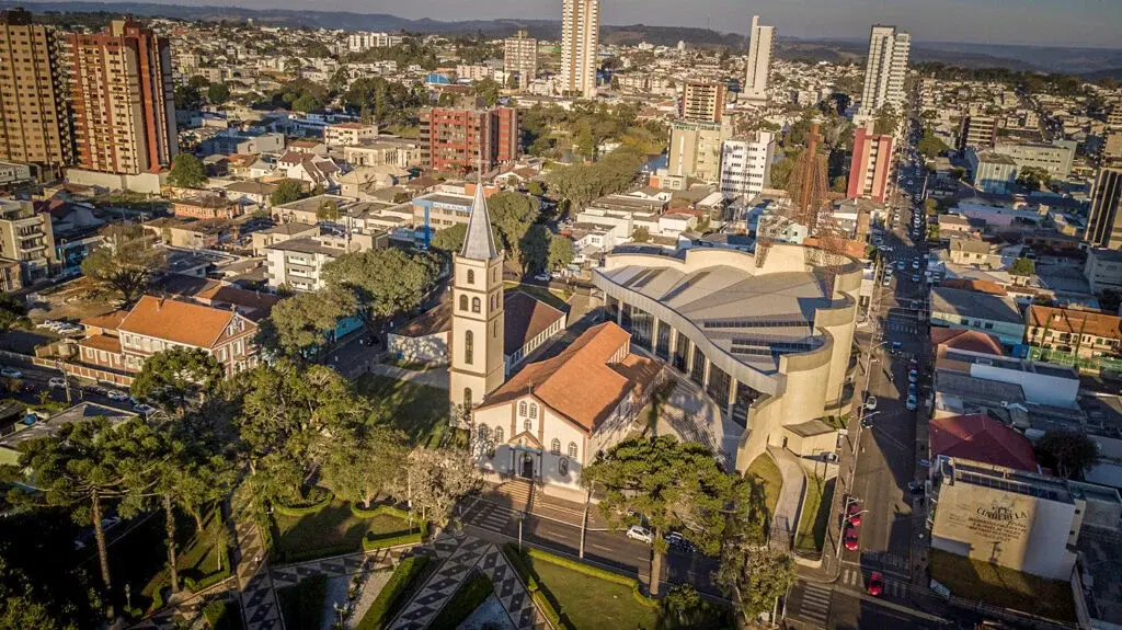 Catedral de Guarapuava recebe 3º Congresso em honra a São José no Dia do Trabalhador