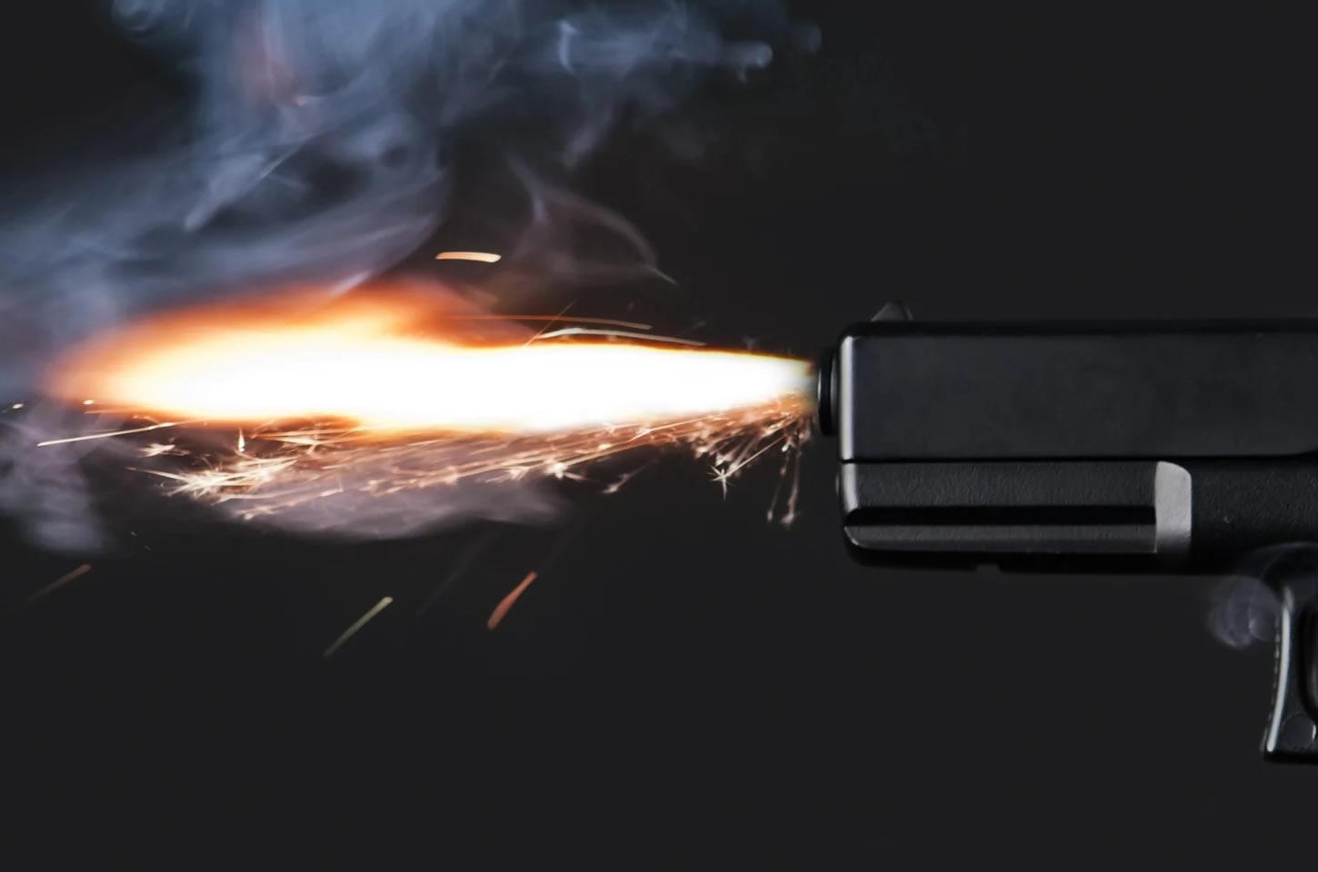 Homem é baleado em estabelecimento comercial no bairro Primavera