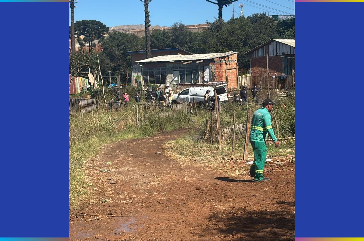 Prefeitura inicia fiscalização em área ambiental com ocupação irregular no Xarquinho