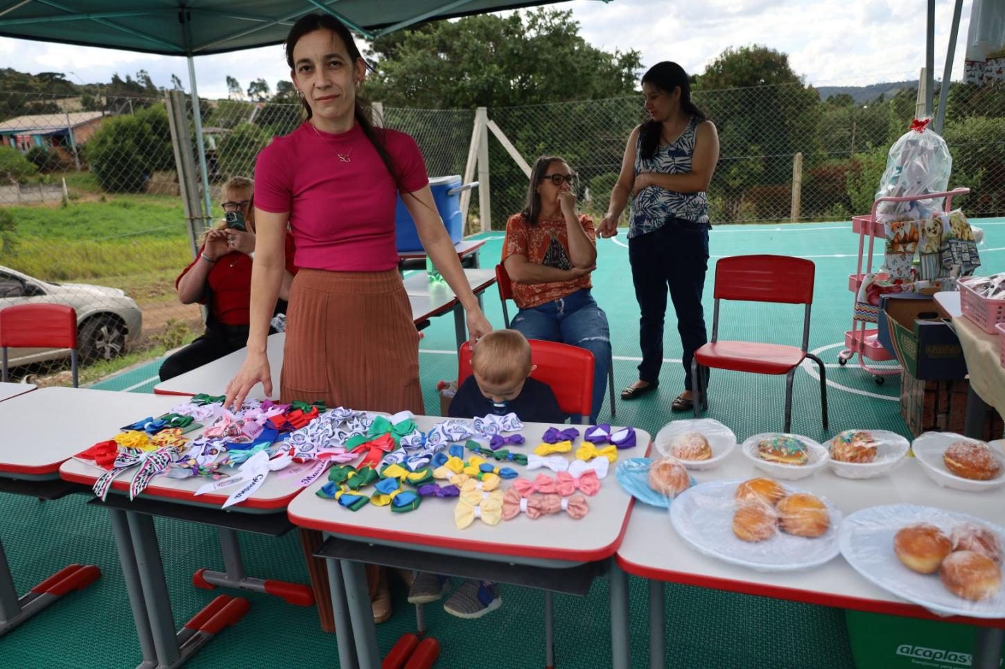 Escola do Campo Lídia Scheidt Curi realiza feira com produtores da comunidade