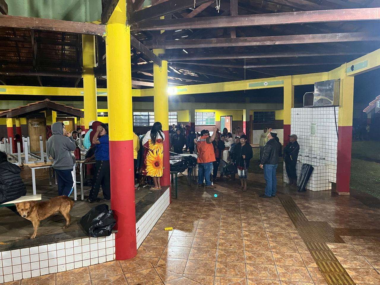 Chuva de granizo deixa cerca de 200 indígenas desalojados e mobiliza força-tarefa em Turvo