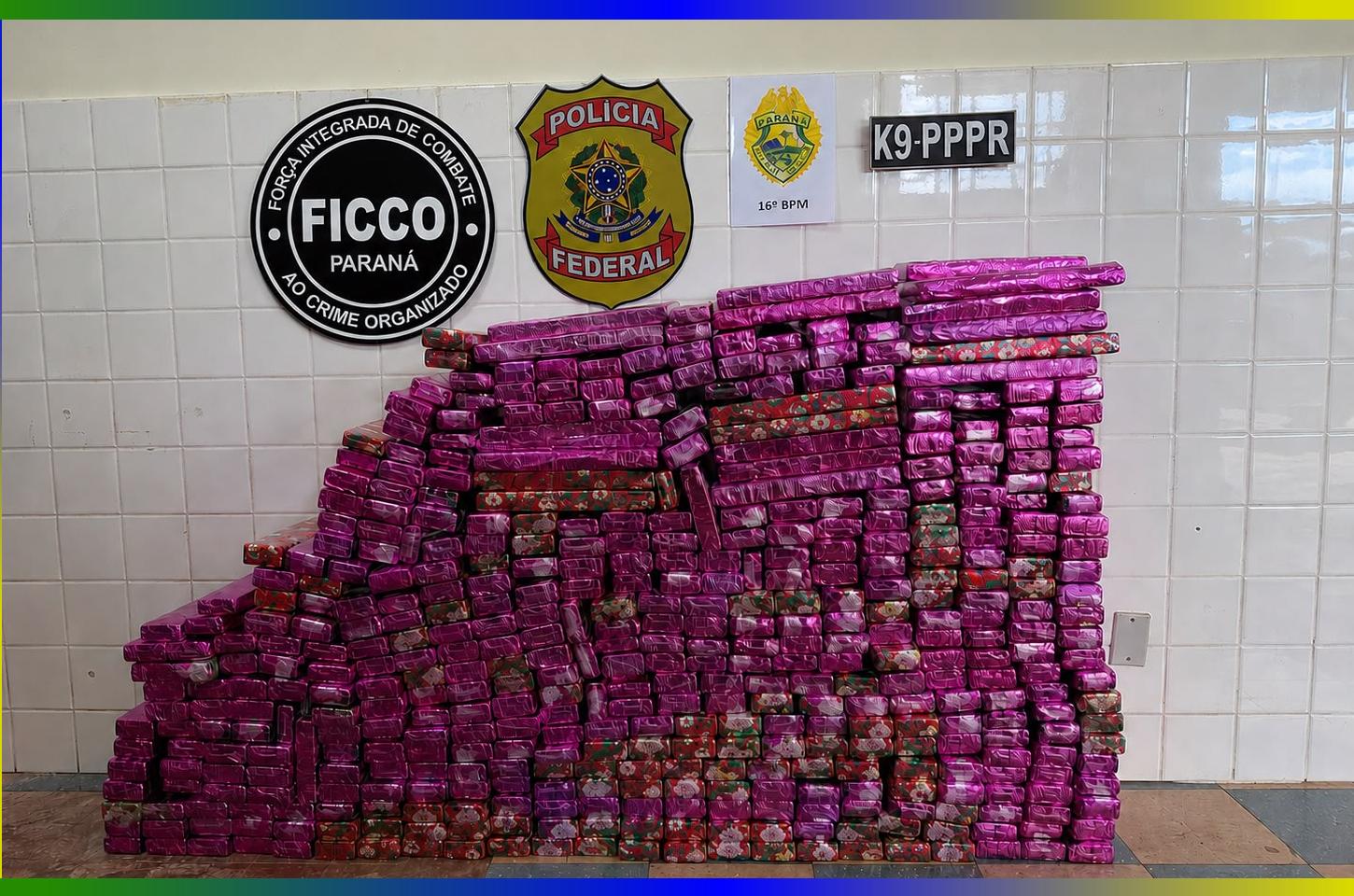 Ação conjunta entre 16º BPM e Polícia Federal apreende mais de 400 kg de maconha na BR-277