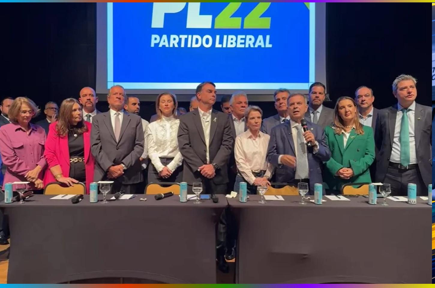 Flávio Bolsonaro anuncia seu candidato a vice-presidente