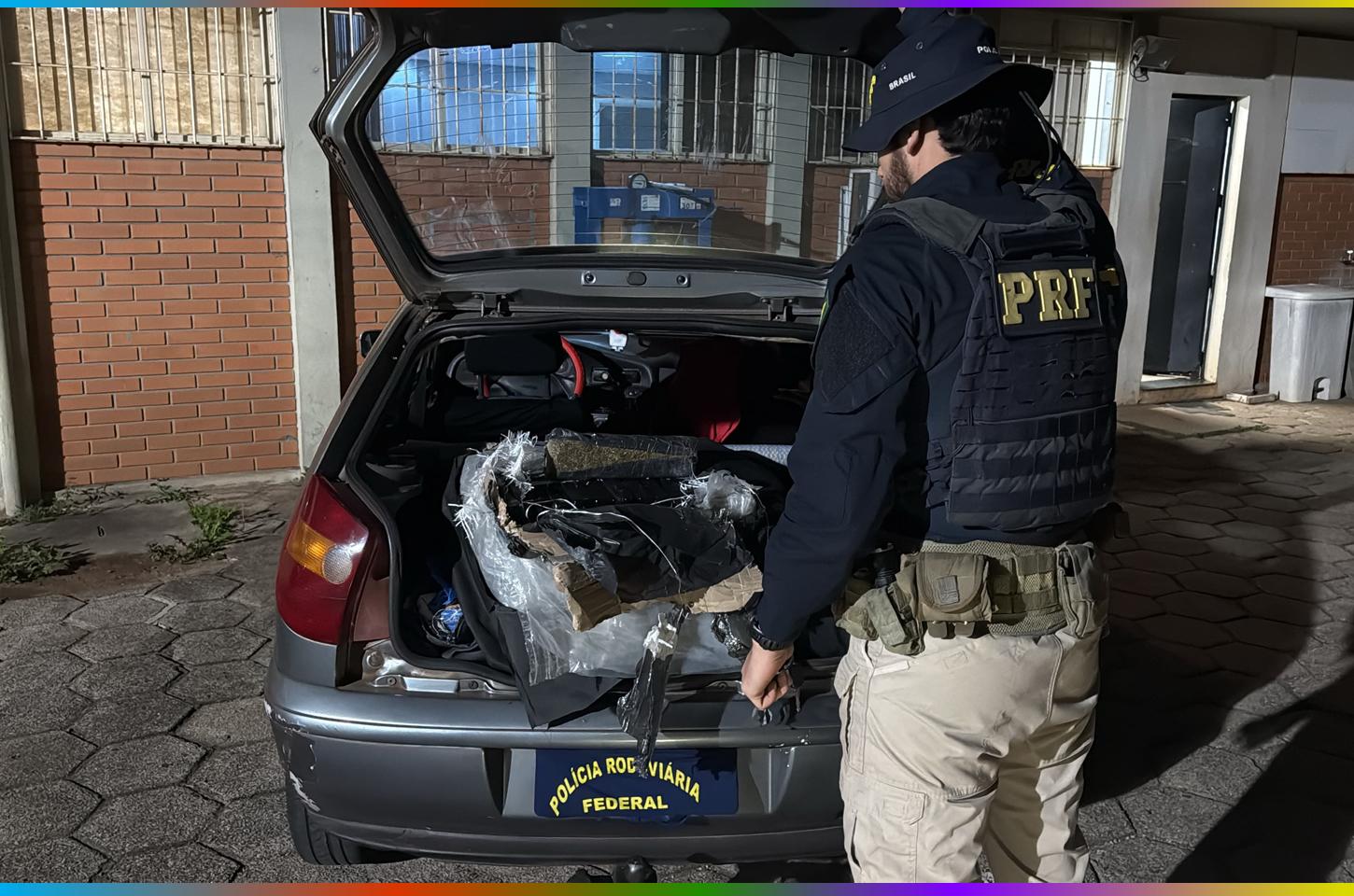 PRF apreende cerca de 100 quilos de maconha na BR-277, em Candói