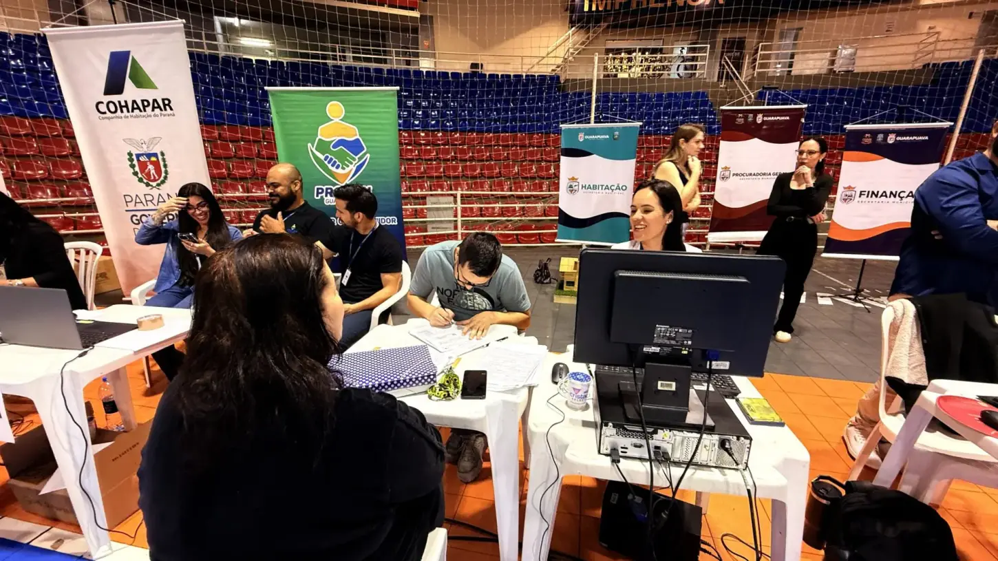 Secretaria Municipal de Habitação amplia atendimento à população durante o Paraná em Ação