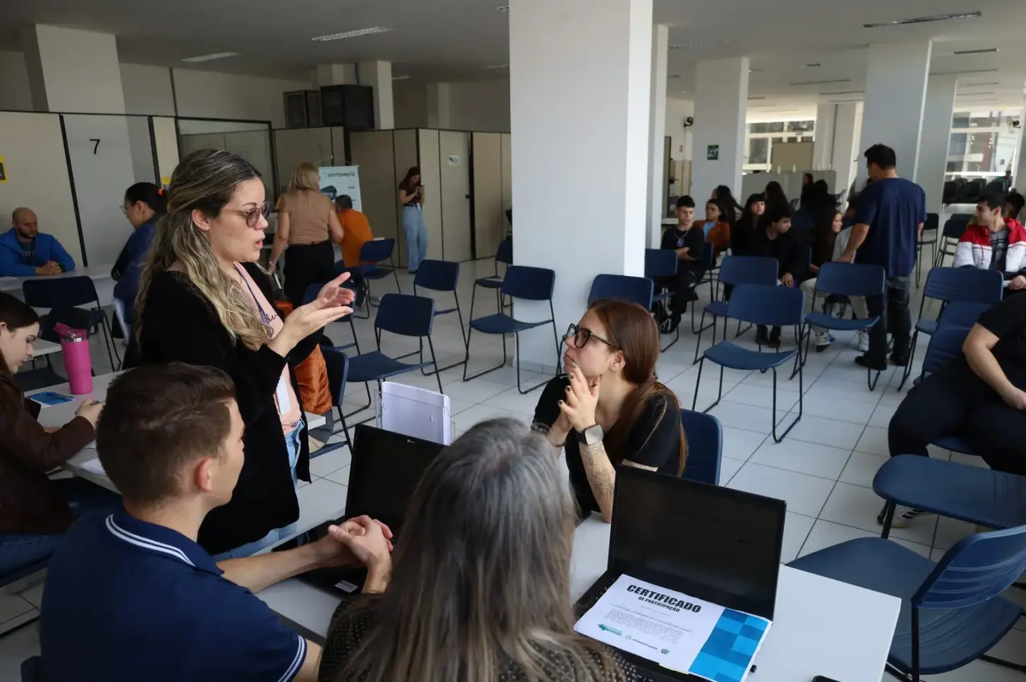 Agência do Trabalhador realiza mutirão para ampliar oportunidades de emprego para pessoas com deficiência