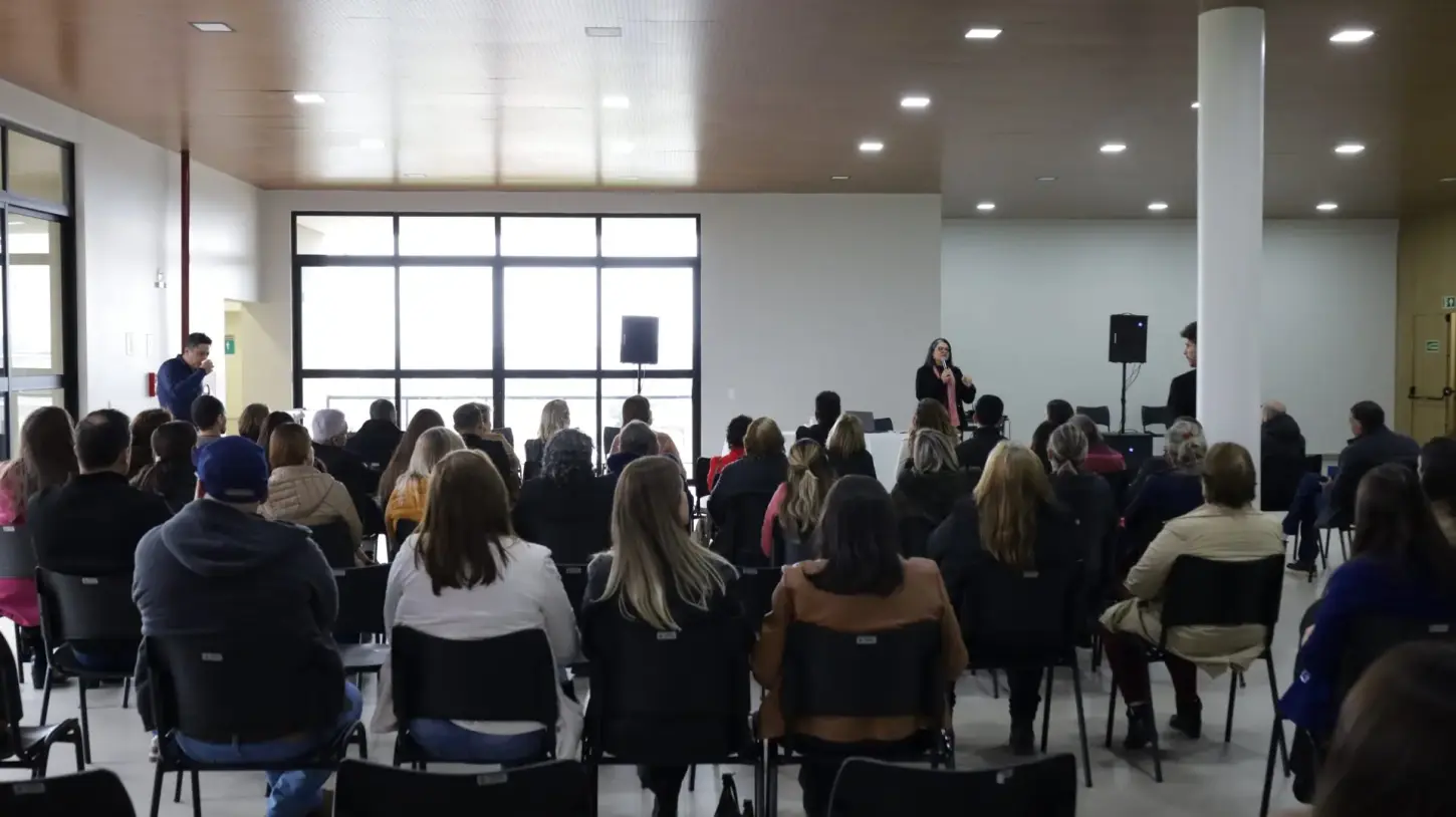 Encontro regional reúne 22 municípios em Guarapuava para fortalecer políticas para a pessoa idosa