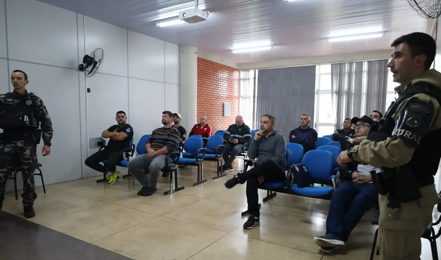 Agentes de Trânsito participam de curso de Atendimento Pré-Hospitalar Tático