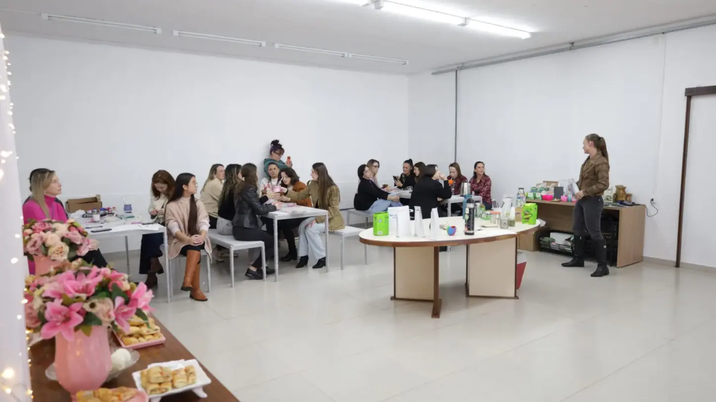 Prefeitura promove ação de conscientização e integração para servidoras municipais