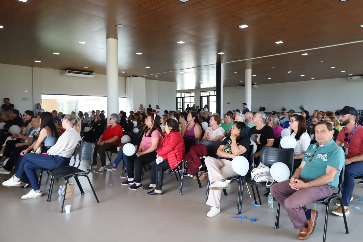 Secretaria de Assistência e Desenvolvimento Social promove tarde de integração em comemoração ao Dia da Pessoa Idosa