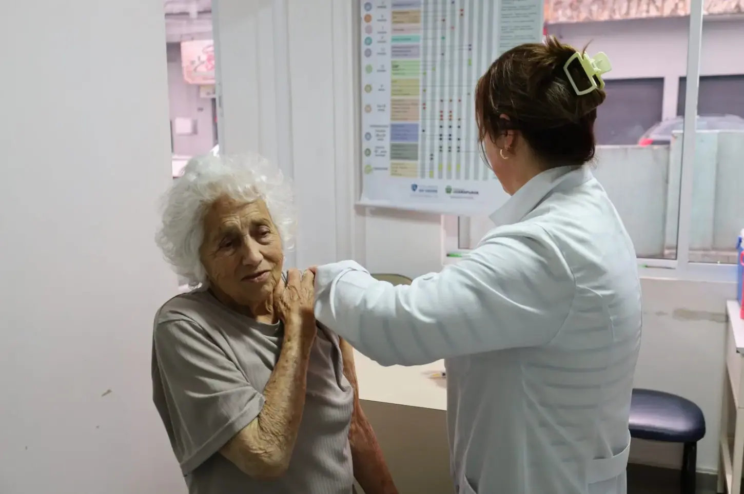 Vacinação contra pneumococo começa para idosos com 85 anos ou mais em Guarapuava