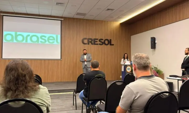 Abrasel Centro-Sul presta contas de 2025 e aprova reforma do estatuto