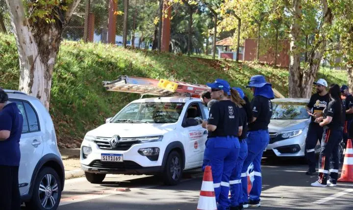 Blitz educativa reforça conscientização no Dia Nacional em Memória das Vítimas de Trânsito
