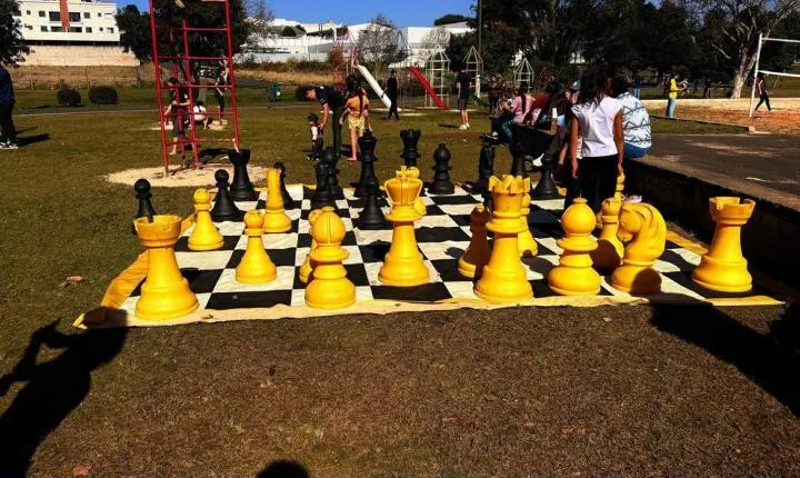 Brincadeiras e esporte movimentam o Parque das Crianças durante as férias escolares