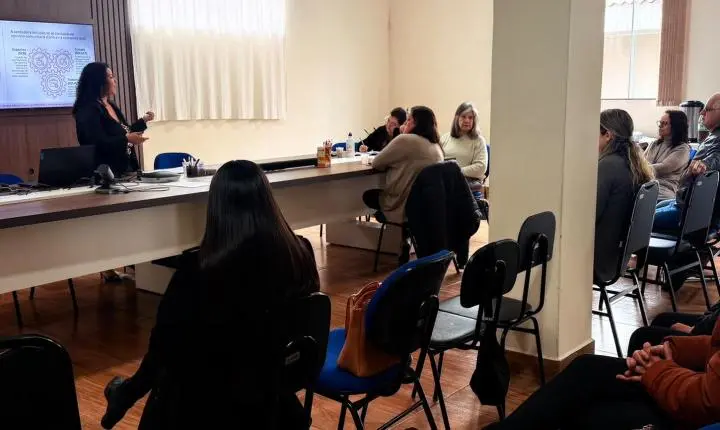 Capacitação fortalece atuação do Conselho Municipal dos Direitos da Pessoa com Deficiência em Guarapuava