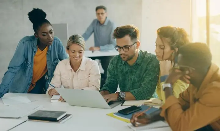 CIEE/PR atendeu mais de 13 mil aprendizes no primeiro semestre de 2026