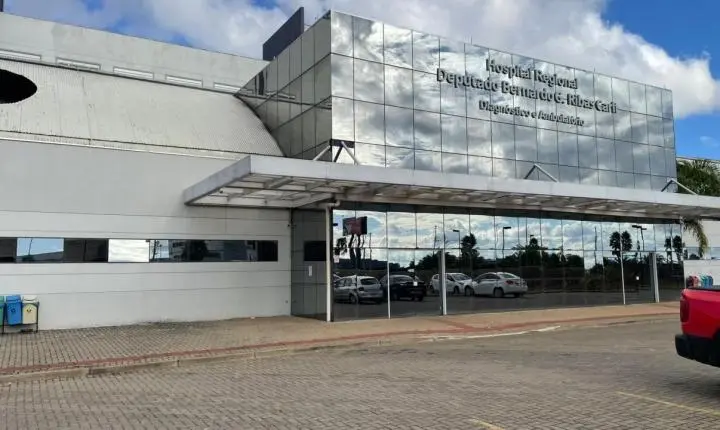 Funcionários denunciam atraso no pagamento do piso da enfermagem no Hospital Regional de Guarapuava
