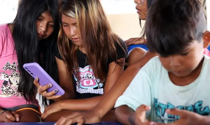 Internet precária e falta de identificação são causas de desinformação