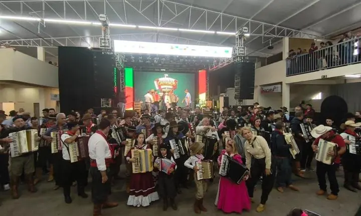 Pinhão, a Capital dos Gaiteiros, sedia o 7º Encontro com recorde de apresentações