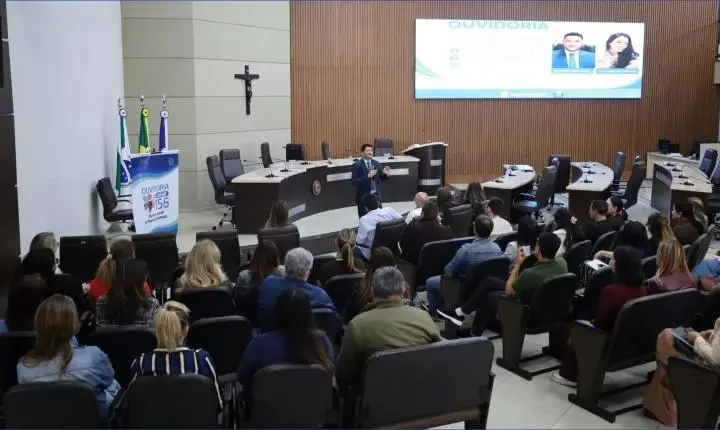 Prefeitura promove capacitação sobre ouvidoria, transparência e acesso à informação