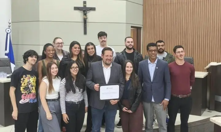 Secom de Guarapuava recebe homenagem da Câmara e secretário destaca campanhas de conscientização