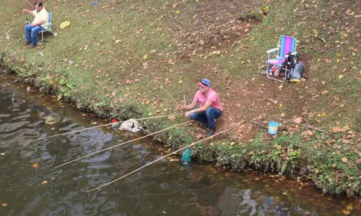 Secretaria de Agricultura prepara soltura de peixes para pescaria da Festa do Trabalhador 2026