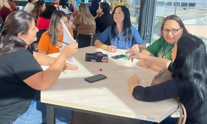 Secretaria de Educação promove intercâmbio pedagógico com foco em metodologias inovadoras