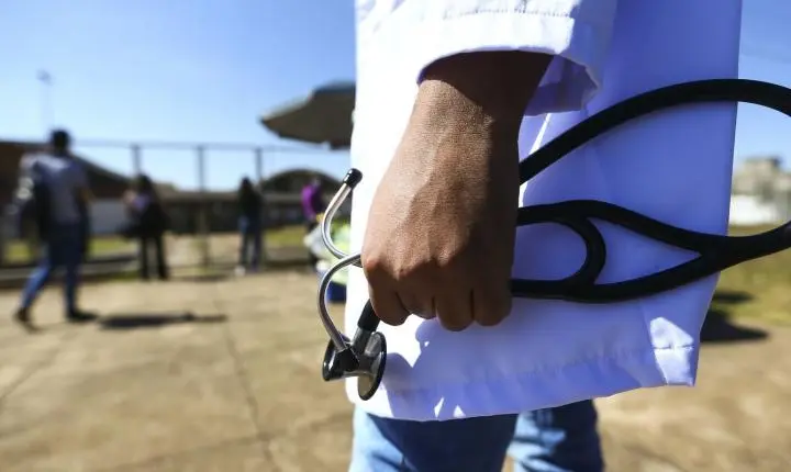 STJ restabelece sanções a cursos de medicina com nota baixa no Enamed